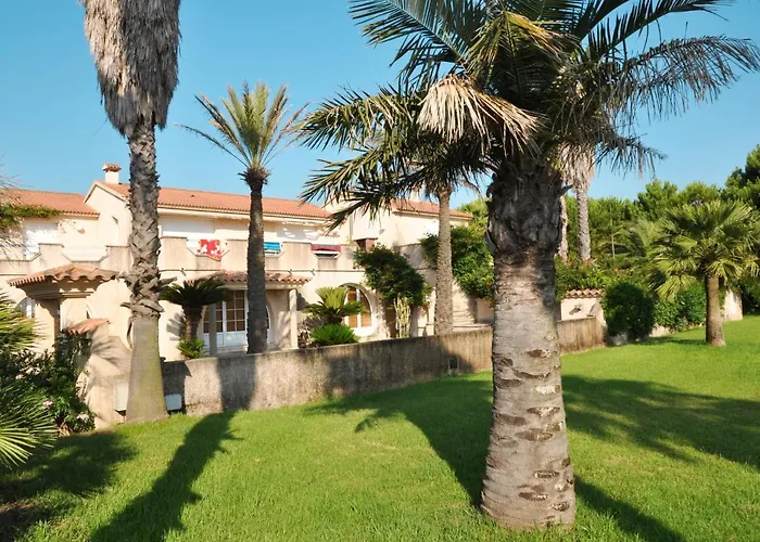 Holiday home Les Chenes By Interhome *